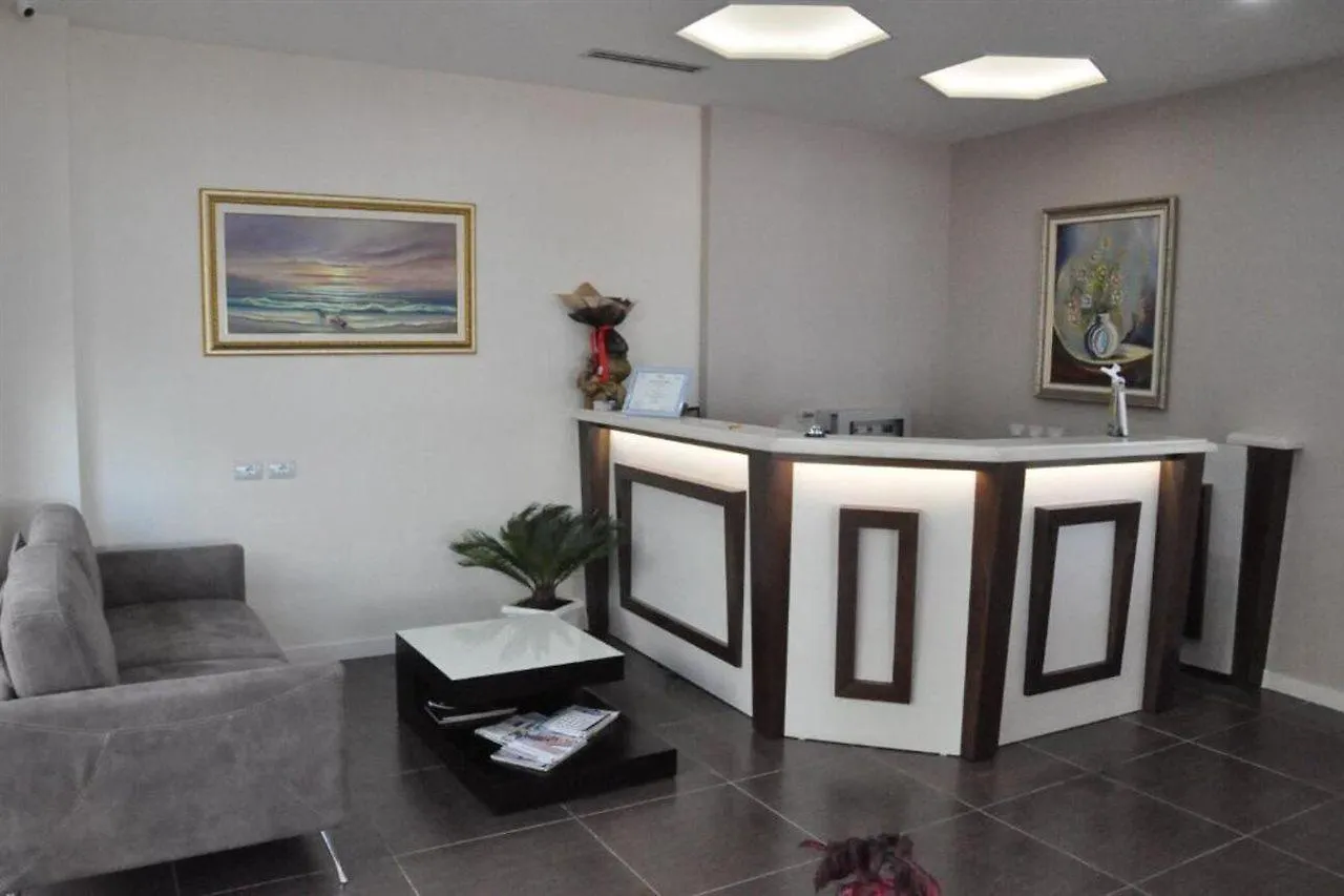 Hotel Coral Radhime