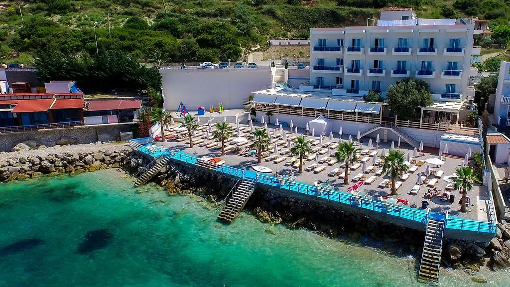 Hotel Coral Radhime 4*,